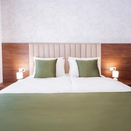 Hotel Diplomat By Aycon Μπούντβα Εξωτερικό φωτογραφία