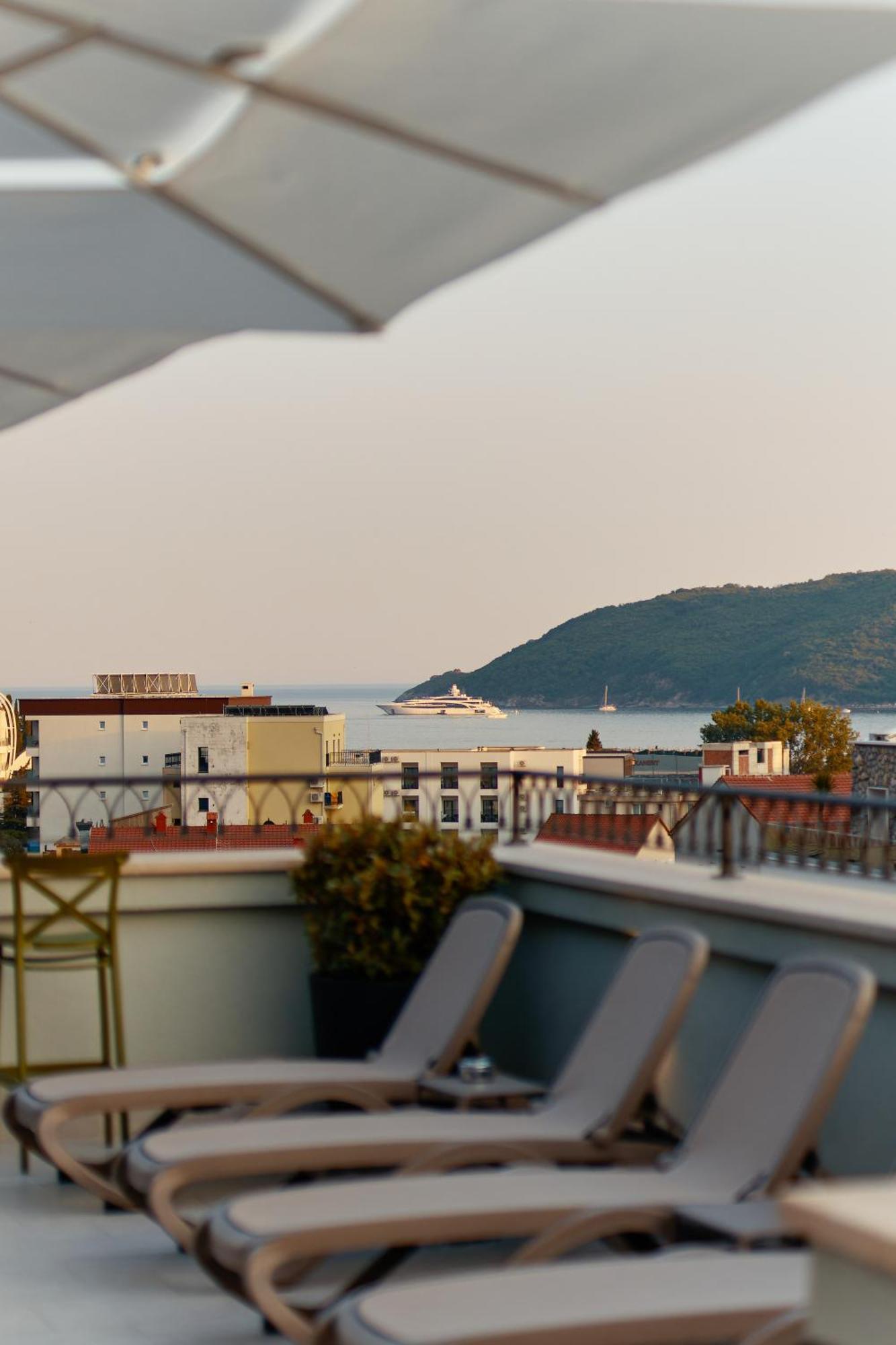 Hotel Diplomat By Aycon Μπούντβα Εξωτερικό φωτογραφία