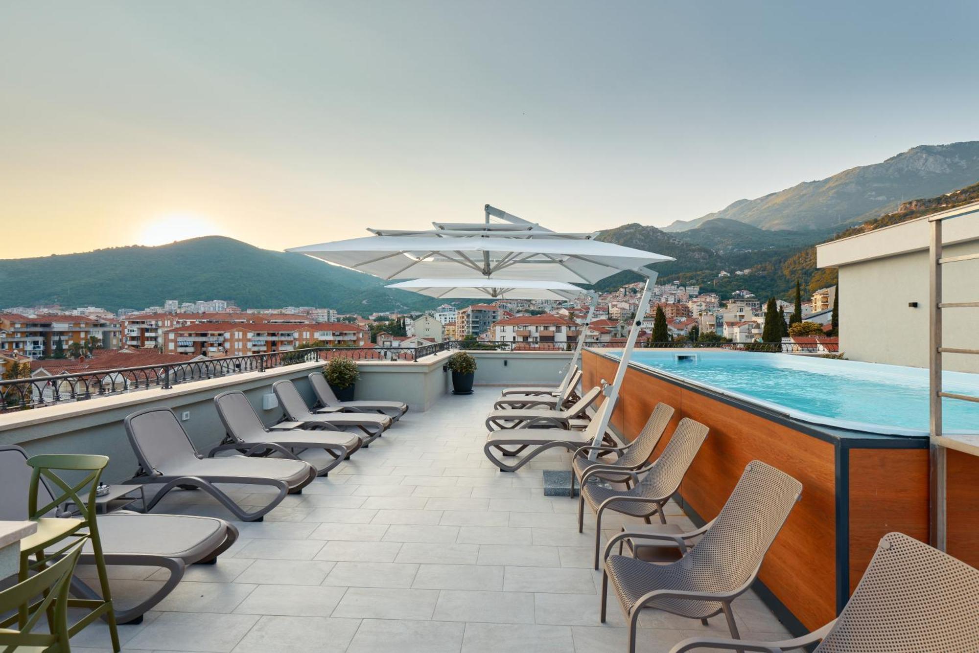 Hotel Diplomat By Aycon Μπούντβα Εξωτερικό φωτογραφία
